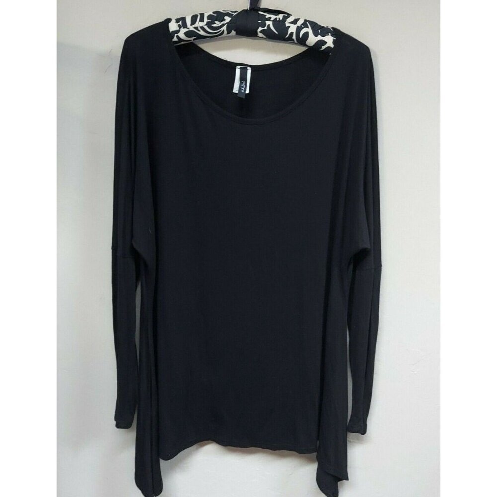 Yeatts Women Medium Scoop Neck Long Sleeve Swing Tunic Top Black Stretch Casual